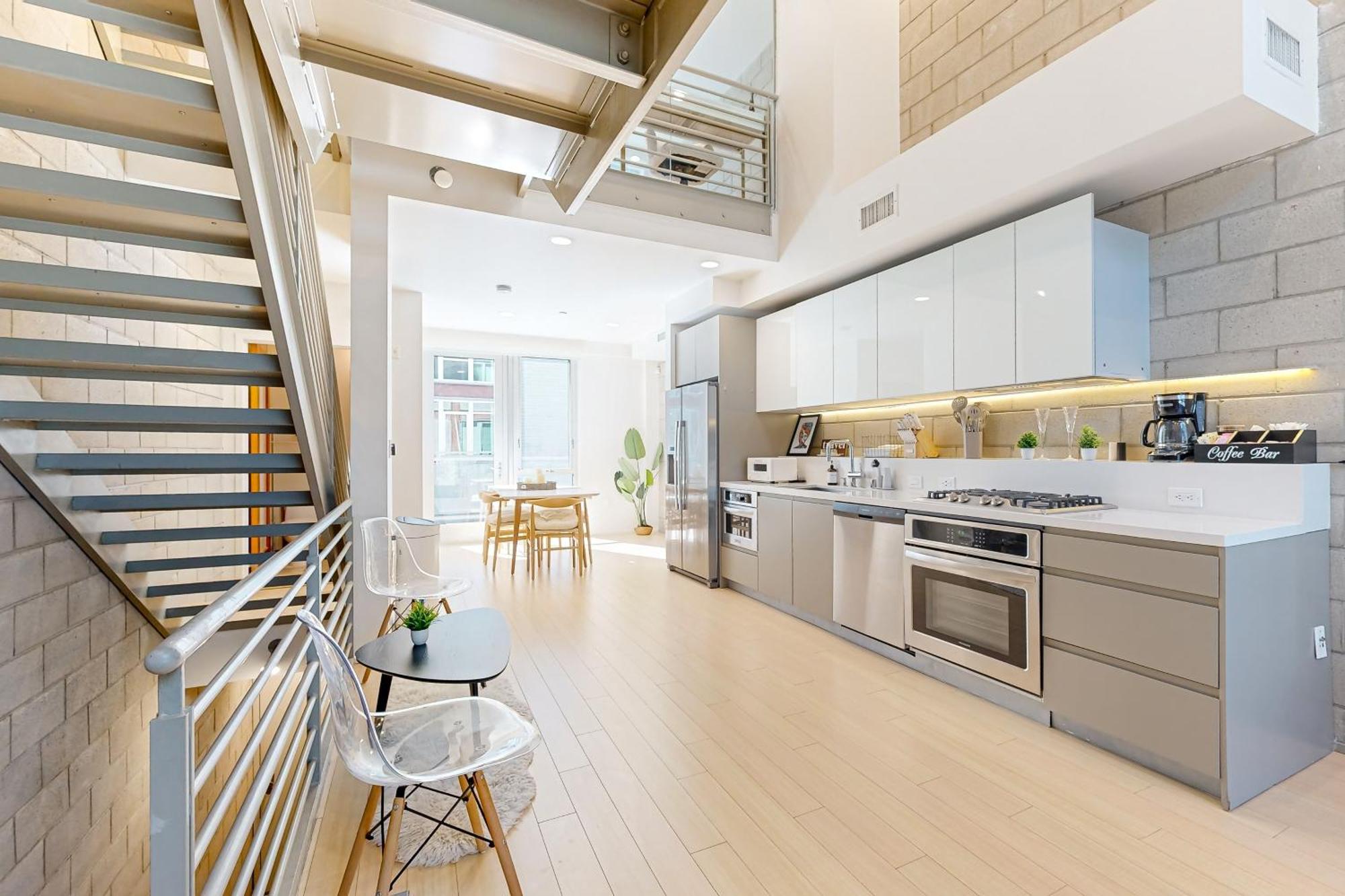 Modern Loft-Style Townhouse In Los Angeles Exterior foto